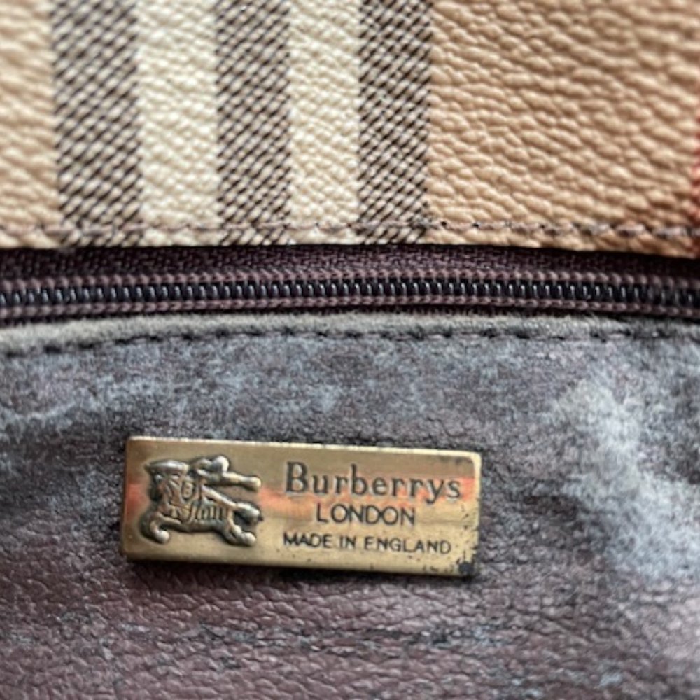 Burberry authentic crossbody bag - Picture 4 of 5